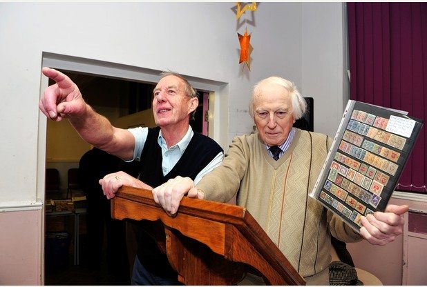 An annual auction earned more than £30,000 for St Andrew's Hospice