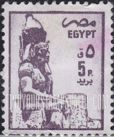 FindYourStampsValue: Seated statue, Ramses II, Temple of Luxor - تمثال في وضعية الجلوس، رمسيس الثاني، معبد الأقصر