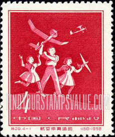 FindYourStampsValue: Sports-aviation publicity: Children Launching Model Planes - 航空体育运动宣传: 儿童发射模型滑翔机