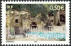 FindYourStampsValue: Aspects of Life in the French Regions Type of 2003: Cave dwellings