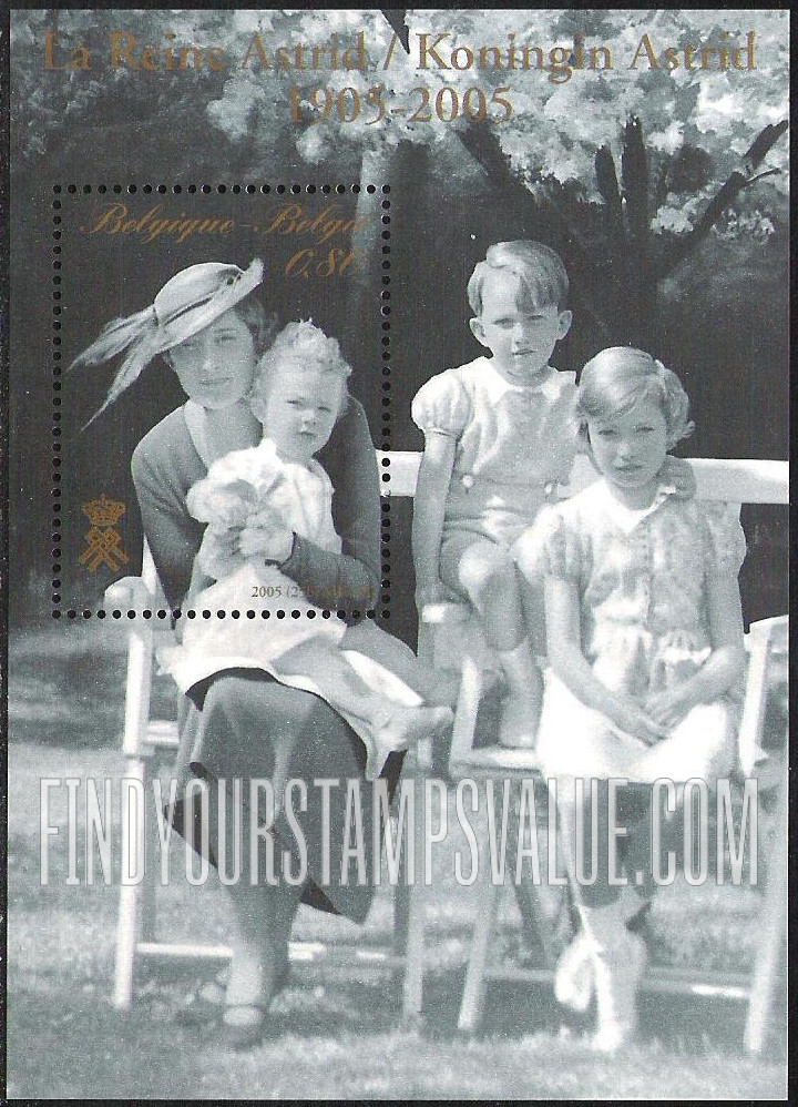 FindYourStampsValue: Queen Astrid (1905-35): Holding son