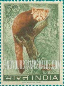FindYourStampsValue: Republic of India: Lesser panda - भारत गणराज्य: रेड पांडा