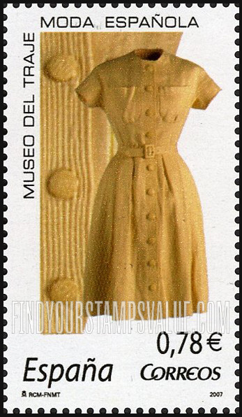 FindYourStampsValue: Women’s Clothing by Balenciaga In Costume Museum, Madrid: Yellow linen dress