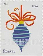 FindYourStampsValue: CHRISTMAS, HOLIDAY BAUBLES - Bauble with Red Ribbon, Self-Adhesive Booklet stamp