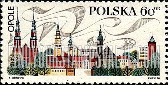 FindYourStampsValue: Tourist Type of 1969: Cathedral, Piast Castle tower and church towers, Opole
