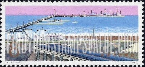 FindYourStampsValue: Development of Chinese oil industry: Taching oil loaded into tanker in harbor - 发展中的石油工业: 输油