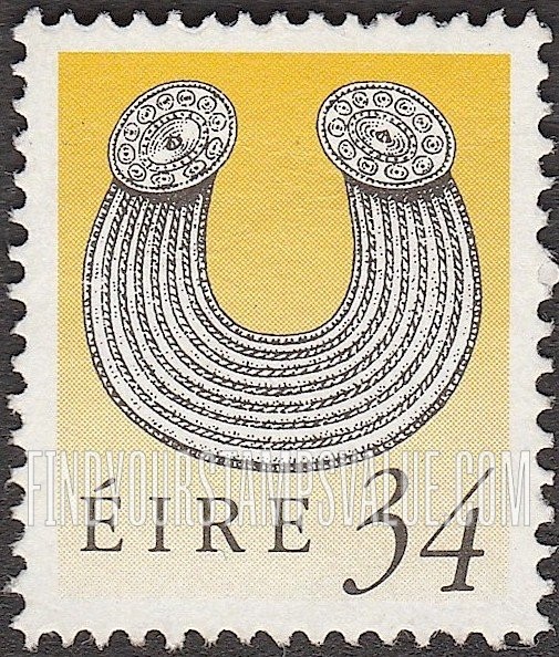 FindYourStampsValue: Art treasures of Ireland: Gleninsheen Collar, vertical