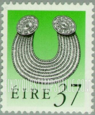 FindYourStampsValue: Art treasures of Ireland: Gleninsheen Collar, vertical