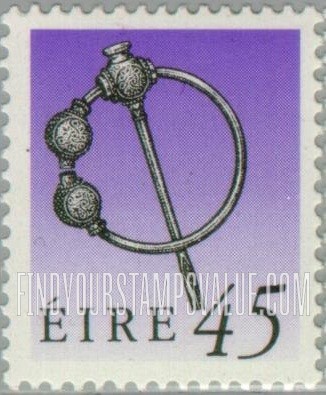 FindYourStampsValue: Art treasures of Ireland: Silver thistle brooch, vertical