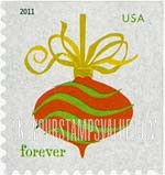FindYourStampsValue: CHRISTMAS, HOLIDAY BAUBLES - Bauble with Gold Ribbon, Self-Adhesive Booklet stamp