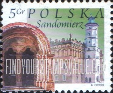 FindYourStampsValue: City Landmarks Type of 2002: Town Hall, church archway, Sandomierz, horizontal