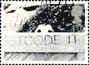 FindYourStampsValue: Great Britain (United Kingdom): Dogs and Cats - Dog looking over Fence, Self-Adhesive Booklet Stamp