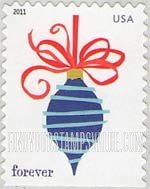 FindYourStampsValue: CHRISTMAS, HOLIDAY BAUBLES - Bauble with Red Ribbon, Self-Adhesive Booklet stamp